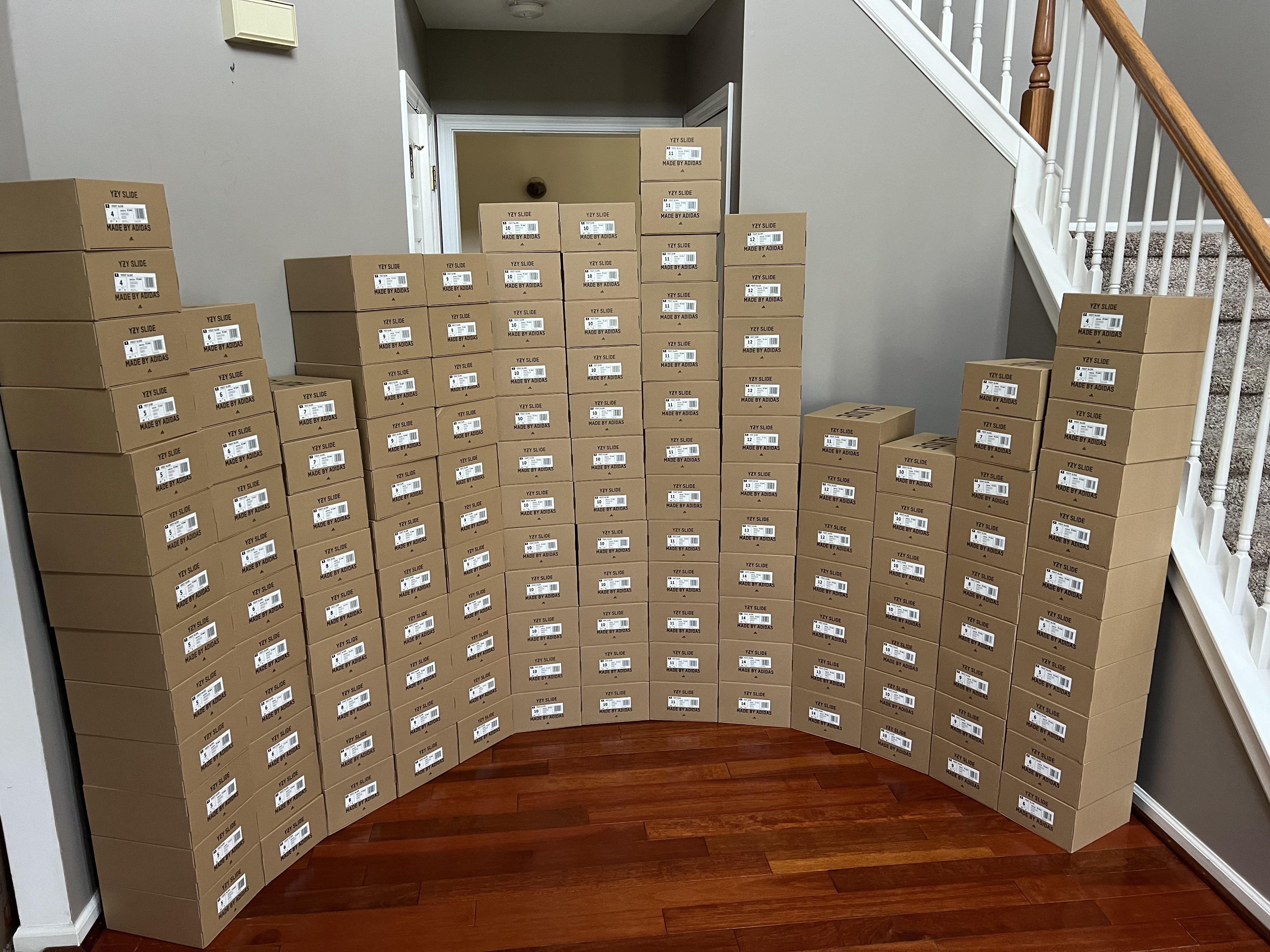 Yeezy Slide inventory